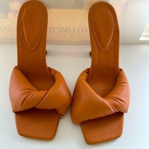 🔥🔥🔥ASOS Women Shoes Size 9